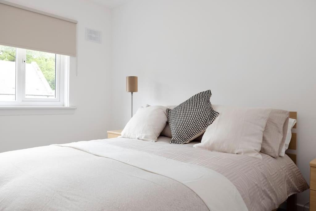 Two Bedroom Country Cottage With Parking Musselburgh Eksteriør bilde